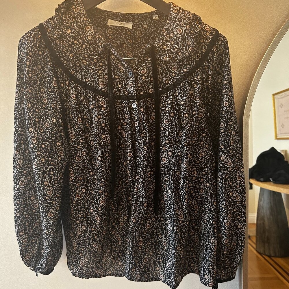 Doen York prairie floral blouse size S